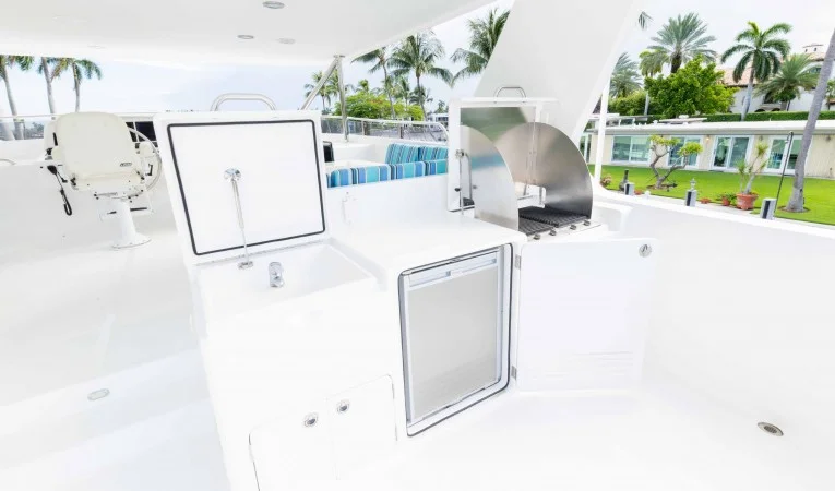 88 Outer Reef Yachts 