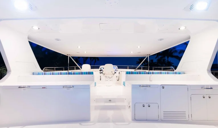 88 Outer Reef Yachts 