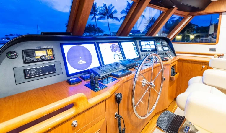 88 Outer Reef Yachts 