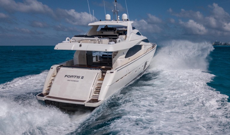 88 Ferretti Yachts 