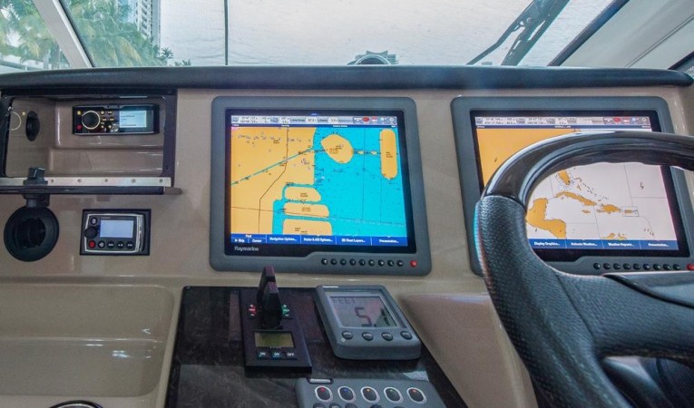 58 Sea Ray Electronics