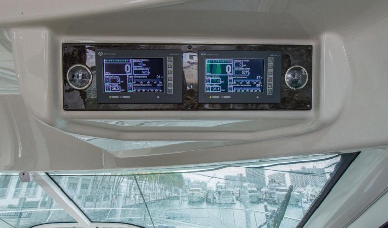 58 Sea Ray Engine Displays