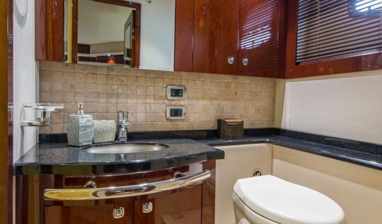 58 Sea Ray Master Head