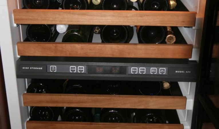 82 Horizon Wine Cooler