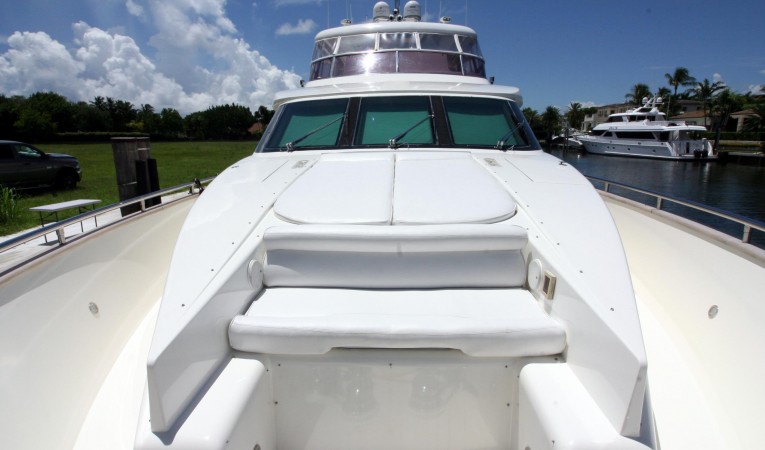 82 Horizon Bow Seating & Sunpad