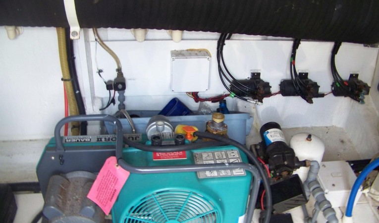 68 Viking Sport Cruisers 