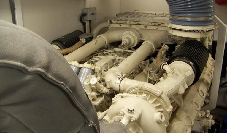 68 Viking Sport Cruisers 