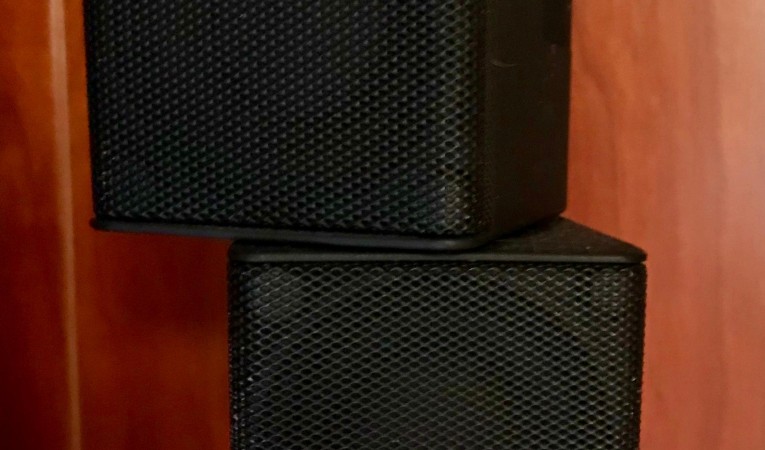 52 Tiara Bose Speakers in Salon