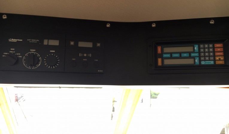 50 Chris Craft Autopilot