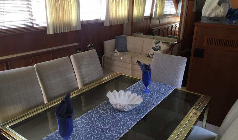 50 Chris Craft Salon