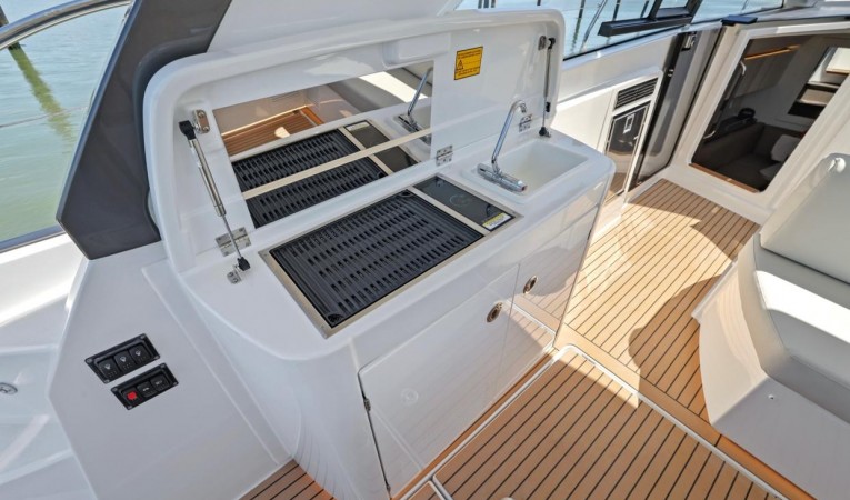 41 Beneteau 