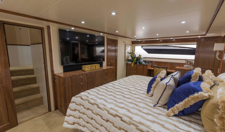 92 Viking Master Stateroom