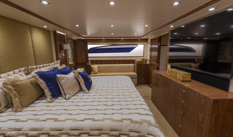 92 Viking Master Stateroom