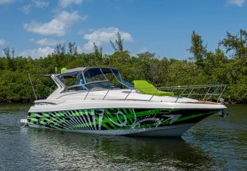 35' Regal 2006