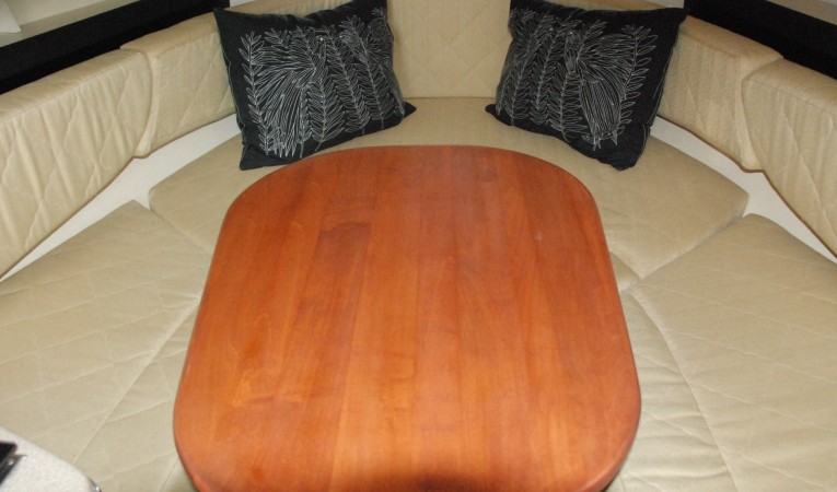 26 Sea Ray Convertible table and V berth