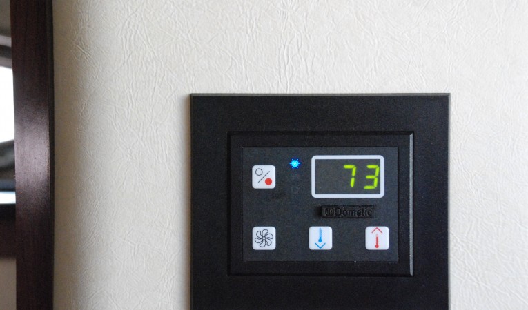 26 Sea Ray Air Conditioning Digital temperature control