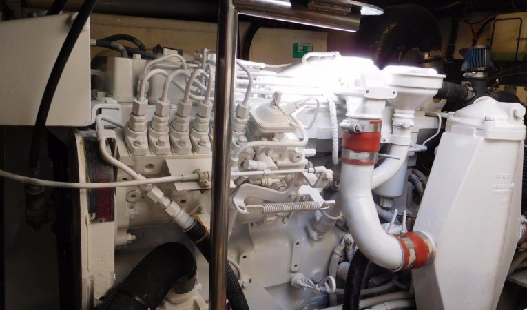 40 Tiara Main engine