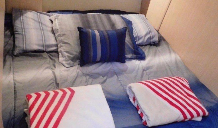 40 Tiara Mid-Cabin Stateroom