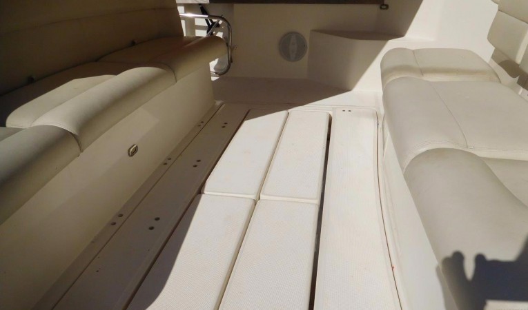 40 Tiara Cockpit Seating (Electric cockpit tables that rise from deck)