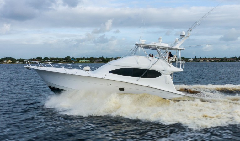 64 Hatteras 