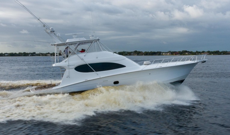 64 Hatteras 