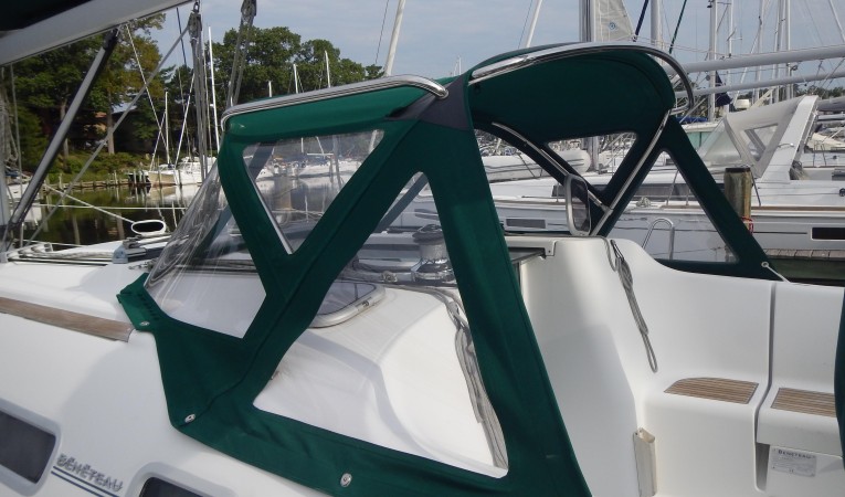 37 Beneteau America 