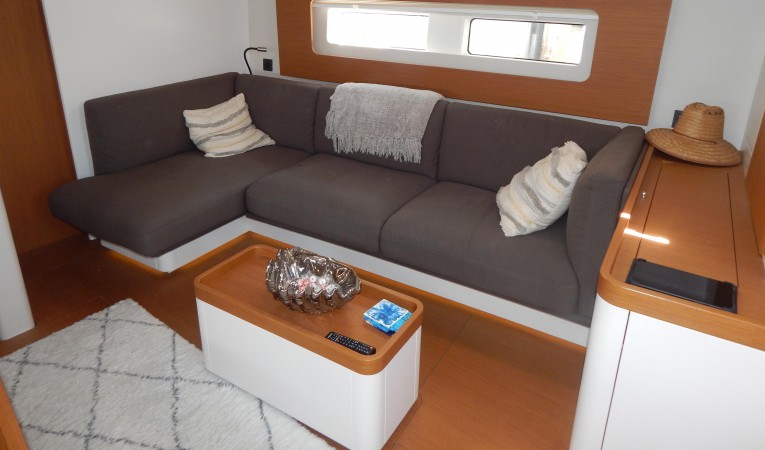 53 Beneteau 