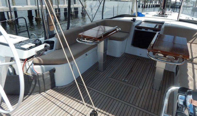 53 Beneteau 