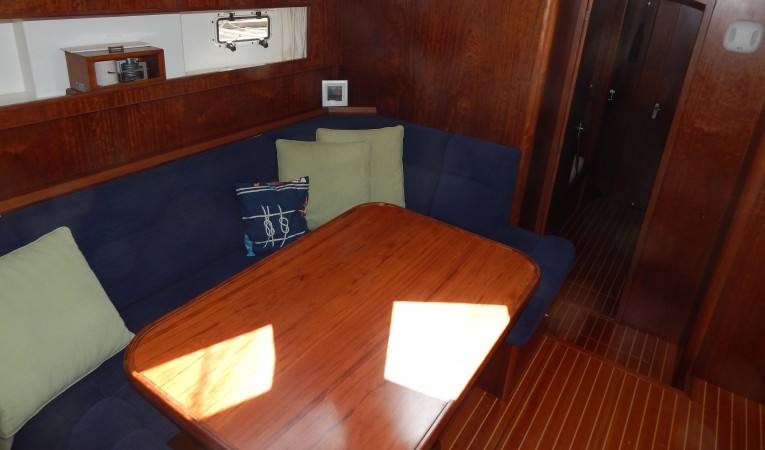 49 Nordia Dinette -to Port