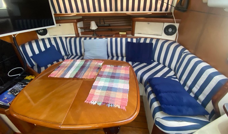 40 Beneteau 