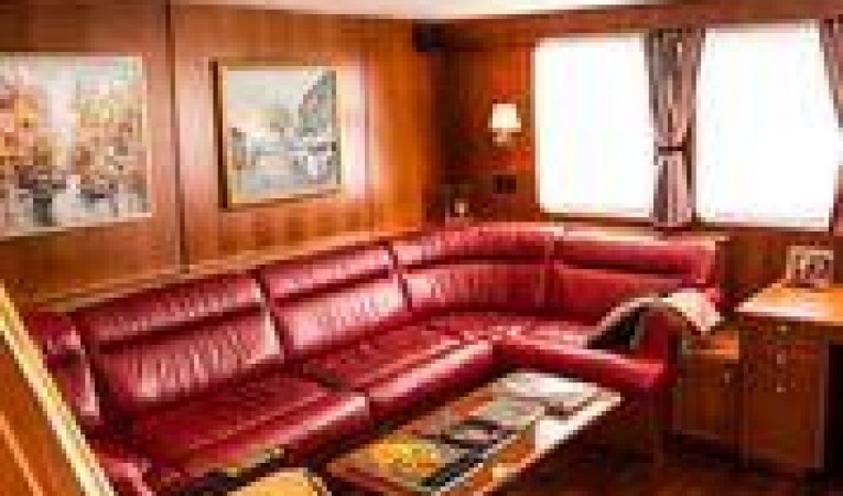 75 Cape Horn Entertainment Room