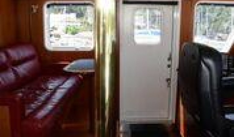 75 Cape Horn Wheelhouse