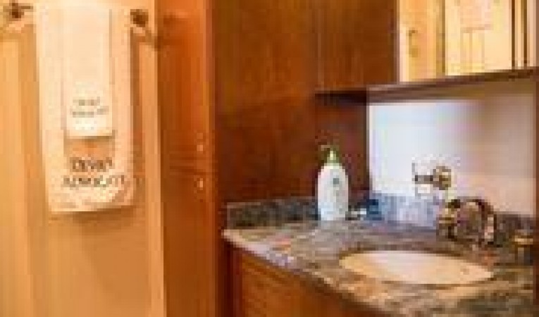 75 Cape Horn VIP Head