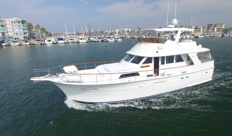 53 Hatteras Heading out to Sea
