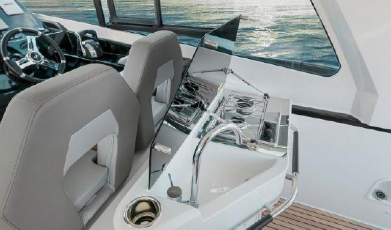 32 Beneteau 