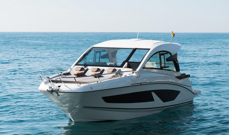 32 Beneteau 