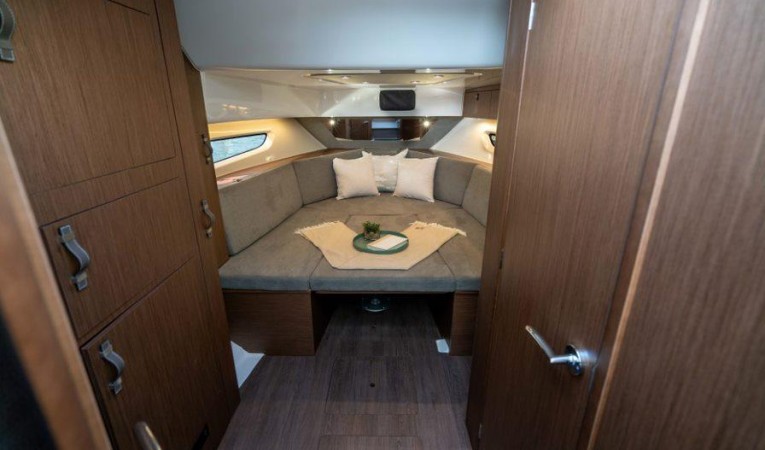 32 Beneteau 
