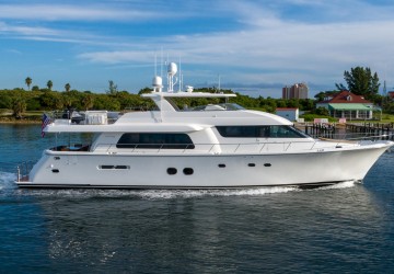 SEAS THE MOMENT85' Pacific Mariner 2013