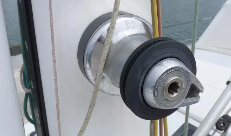 57 Beneteau Mast winch