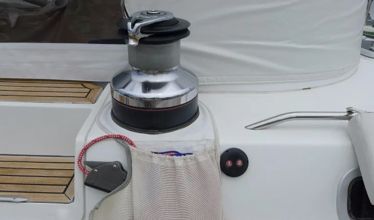 57 Beneteau Electric winch