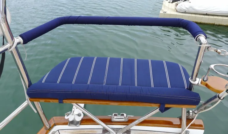 57 Beneteau Rail seat