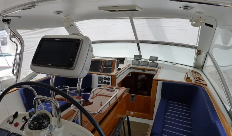 57 Beneteau Inside custom enclosure
