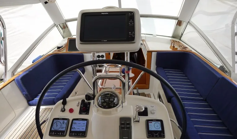 57 Beneteau Helm 2