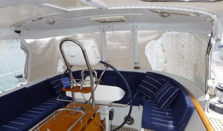 57 Beneteau Center cockpit aft view