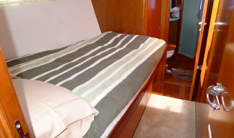 57 Beneteau Forward port cabin
