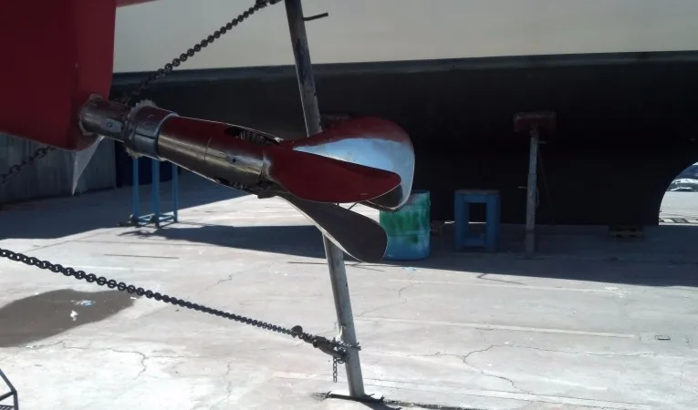 57 Beneteau Folding propellor