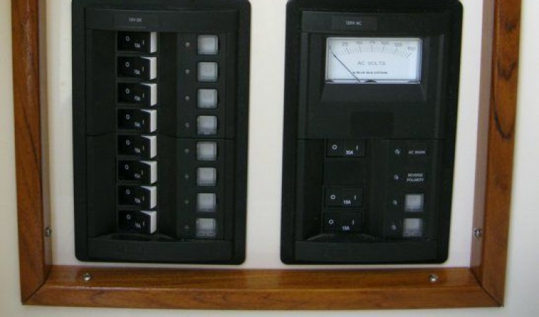 28 Herreshoff New Electrical Panel