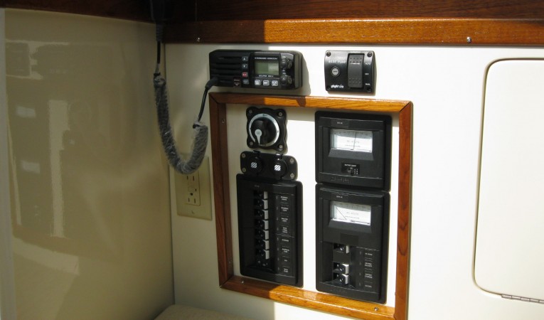 28 Herreshoff Electronics/ New