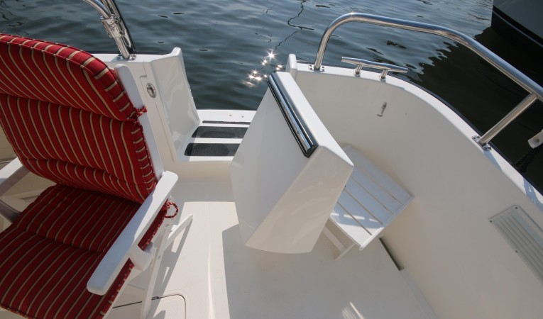 42 Nordic Tugs door to swim platform