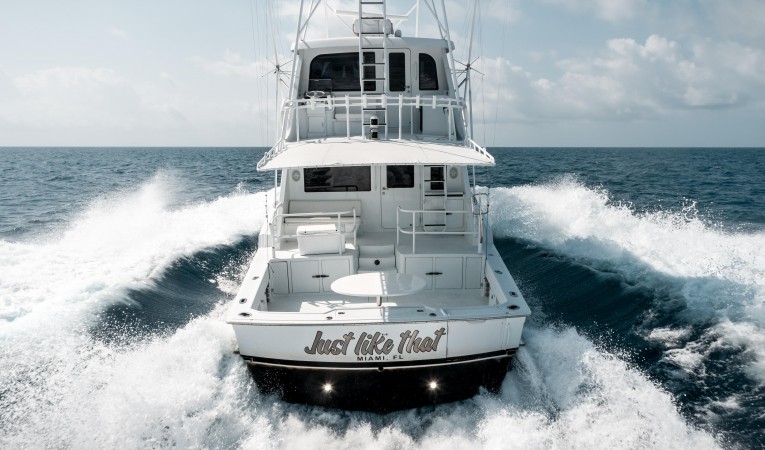 70 Hatteras 